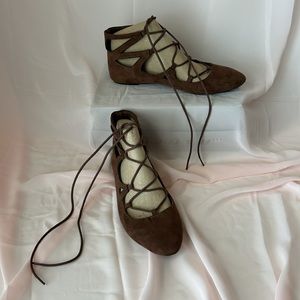Bucco Capensis Greenwich Brown Lace Up Tie Front Flat Suede Shoes Size 8